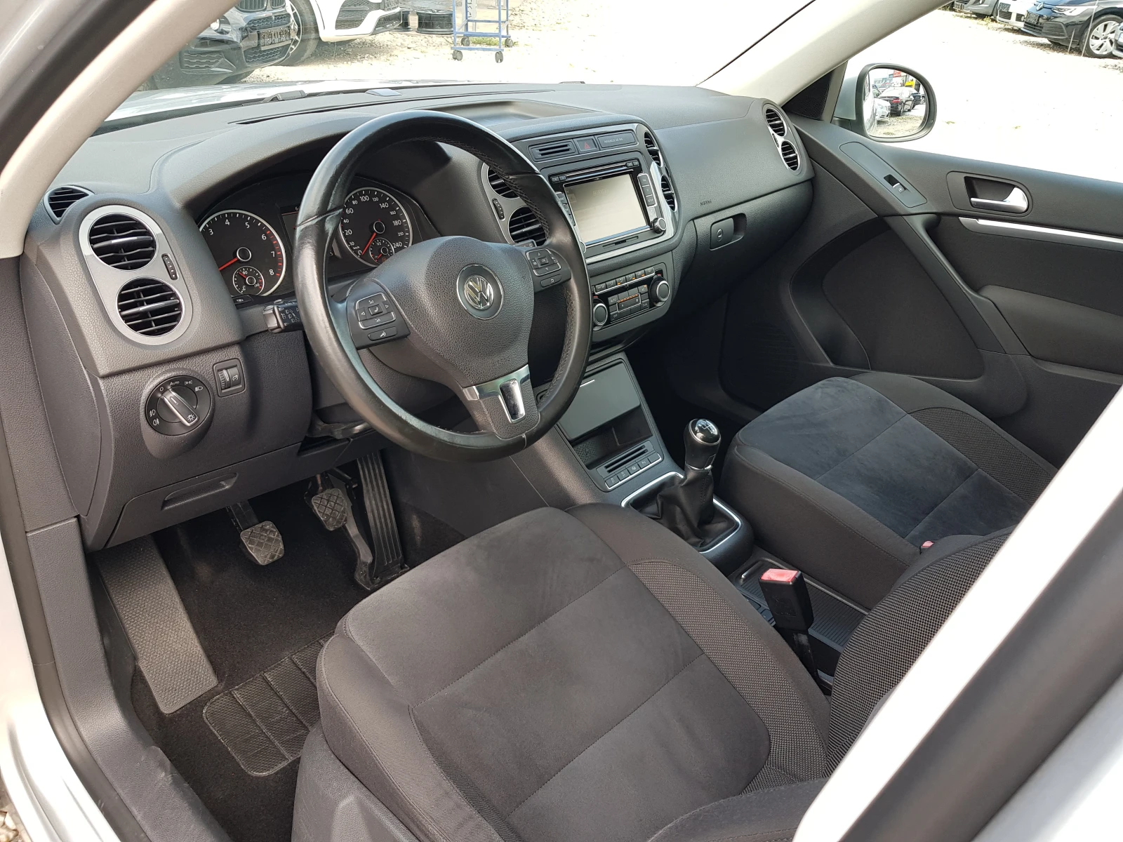 VW Tiguan 1.4 БЕНЗИН ЛИЗИНГ - изображение 9
