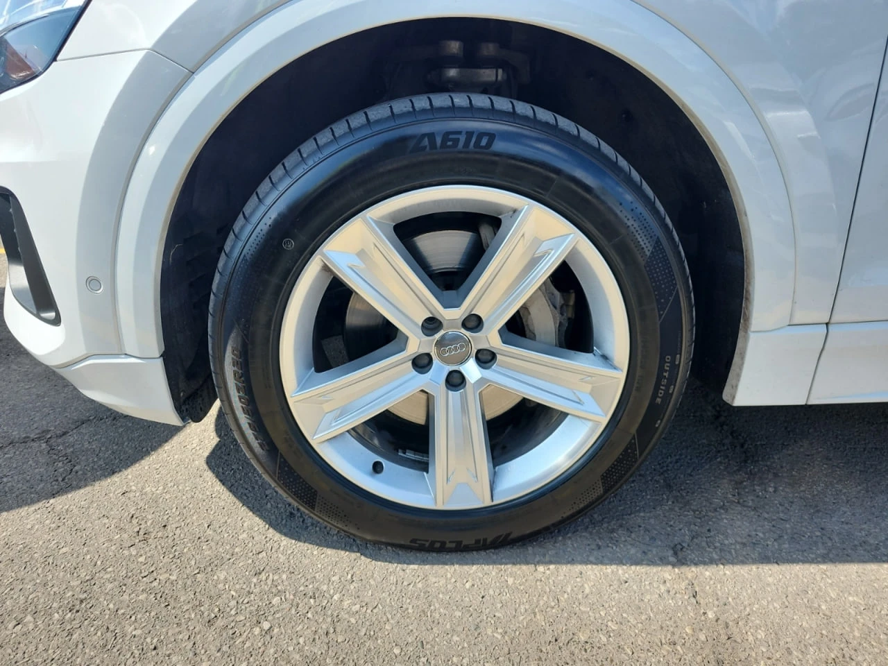 Audi Q8 *  *    *   *  | Mobile.bg   13