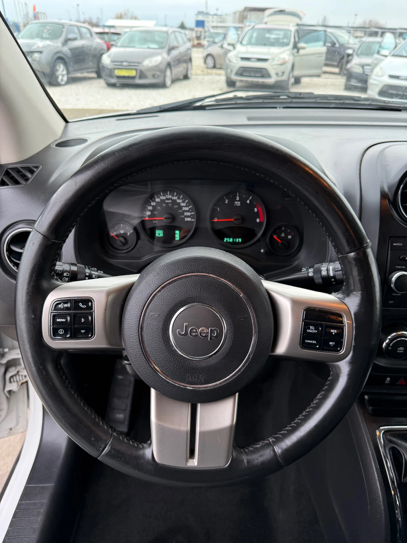 Jeep Compass 2.2 CRD 4x4 - изображение 10