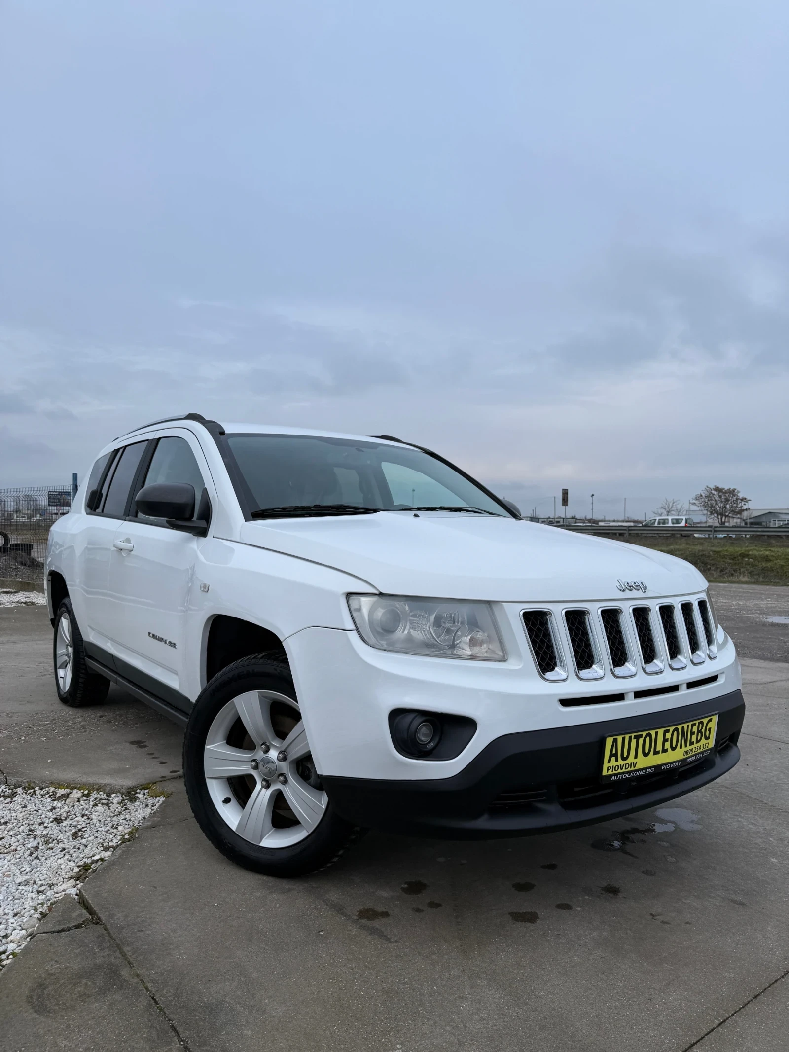 Jeep Compass 2.2 CRD 4x4 - изображение 3