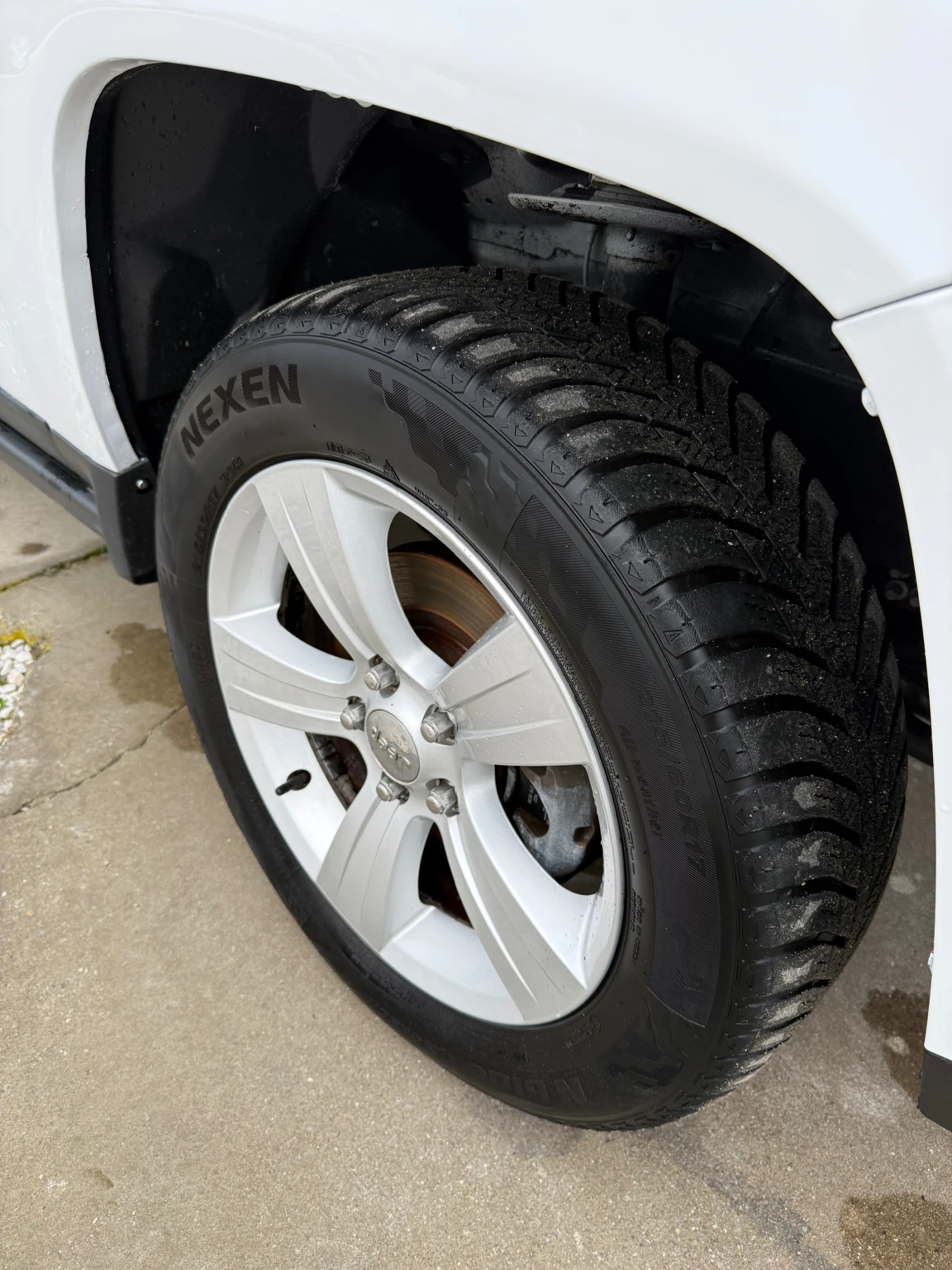 Jeep Compass 2.2 CRD 4x4 | Mobile.bg � ����������� 15