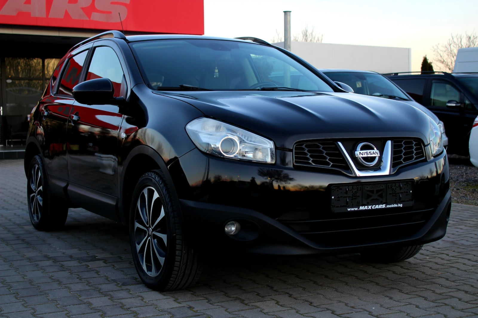 Nissan Qashqai TEKNA * �������� ������ | Mobile.bg � ����������� 2