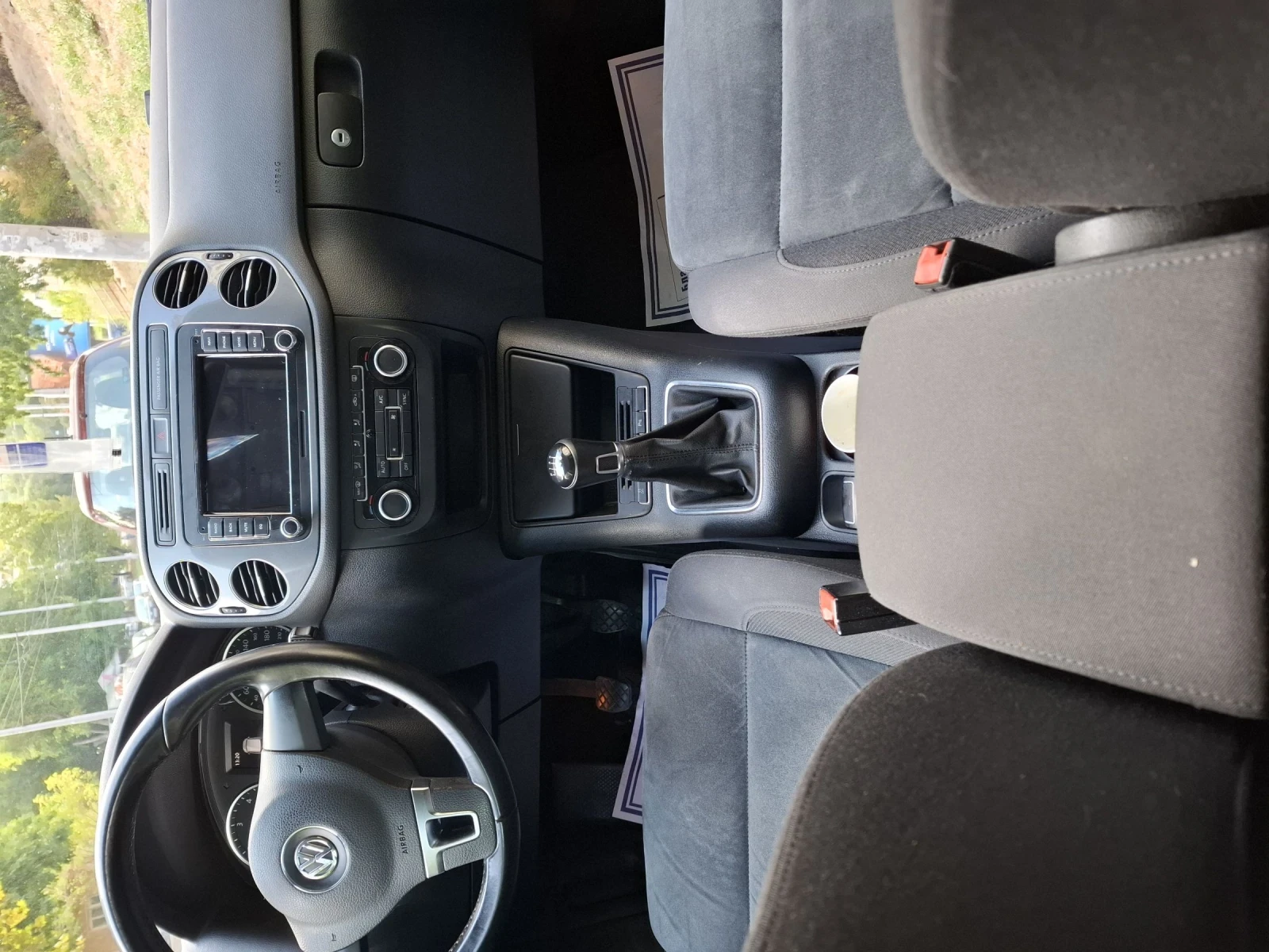 VW Tiguan 2000 - изображение 5