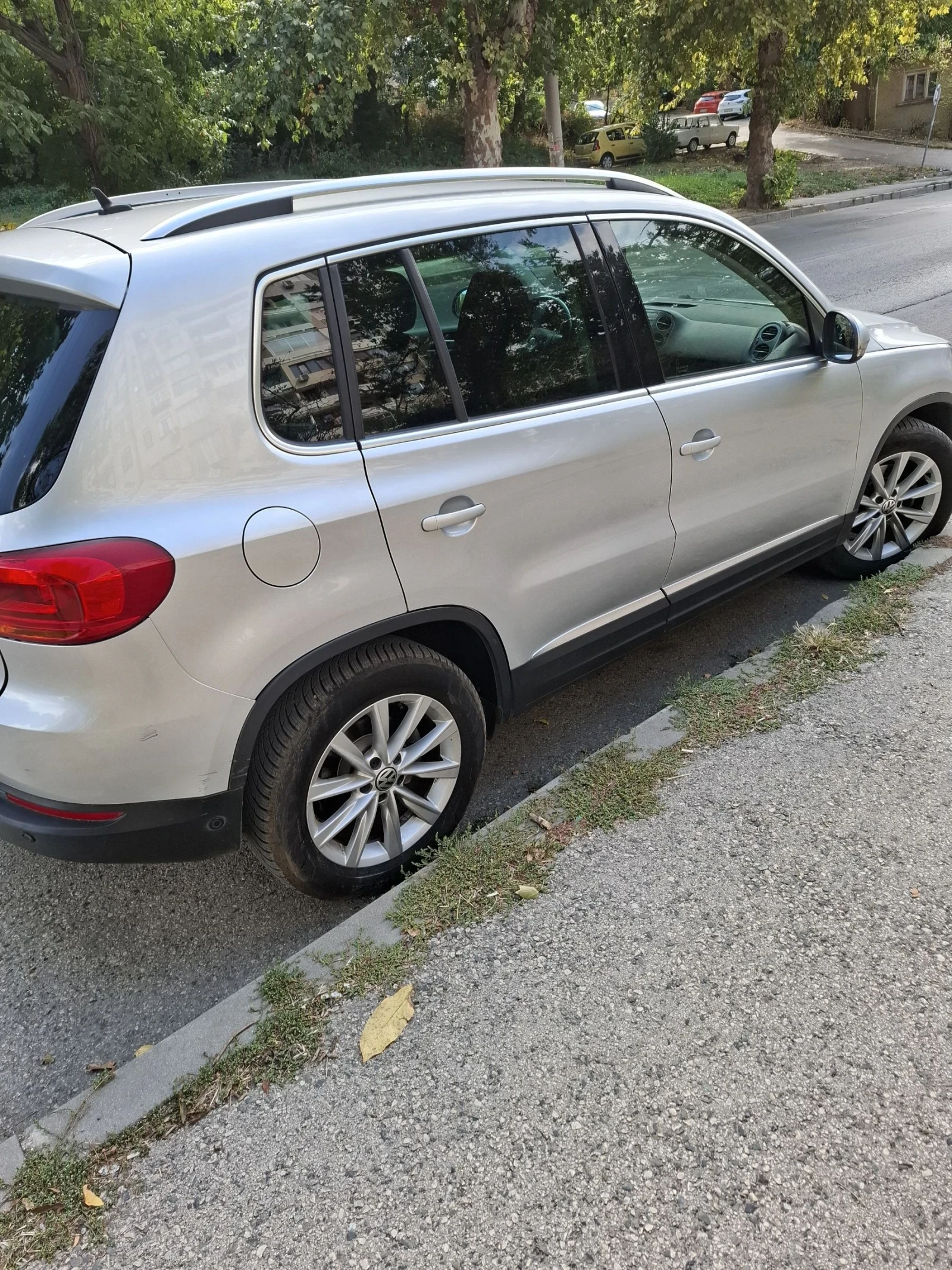 VW Tiguan 2000 - изображение 2