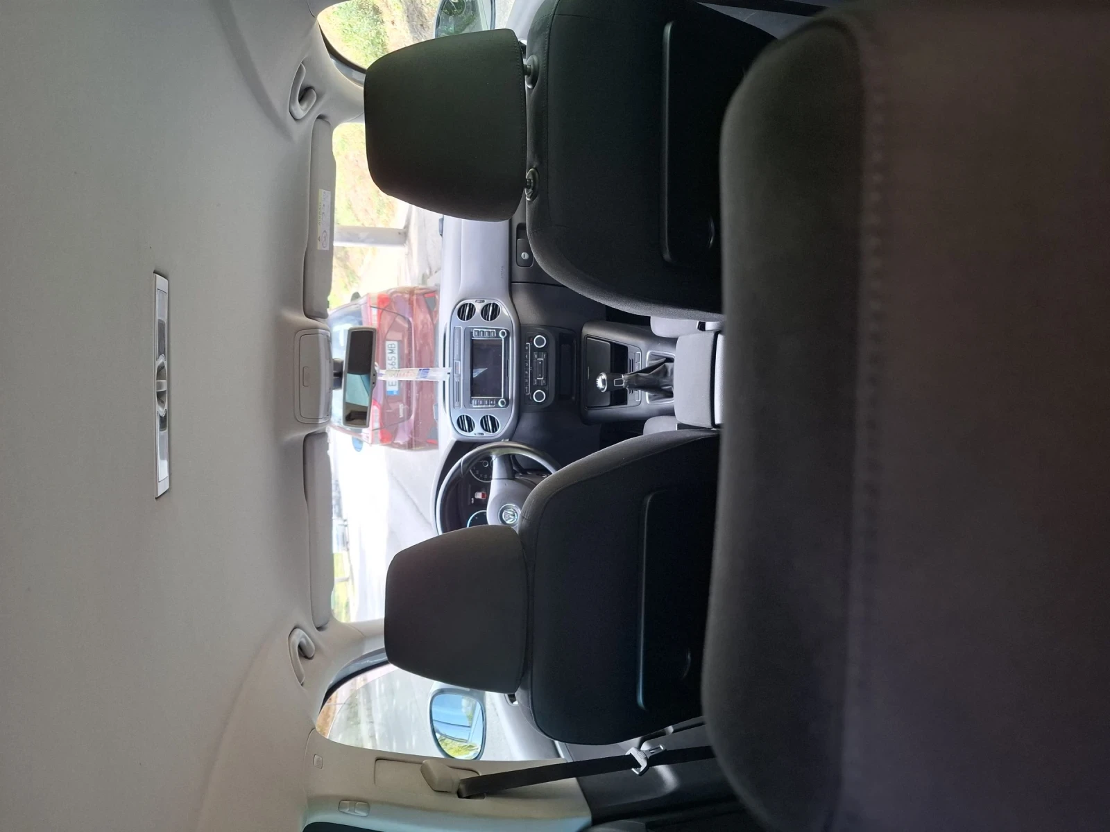 VW Tiguan 2000 - изображение 6