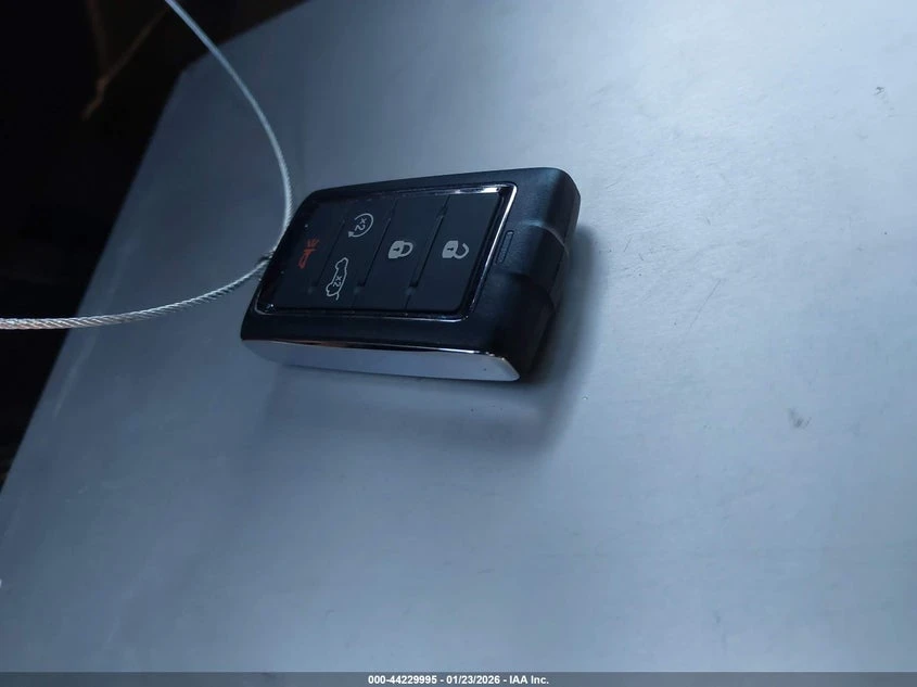 Jeep Grand cherokee 3.6l Altitude 4X4, снимка 11 - Автомобили и джипове - 54071927