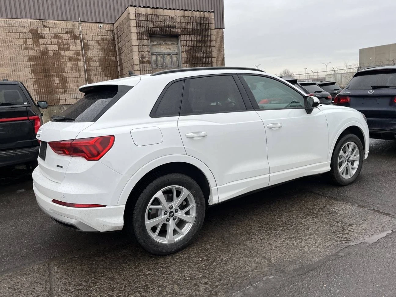 Audi Q3, снимка 3 - Автомобили и джипове - 54213927
