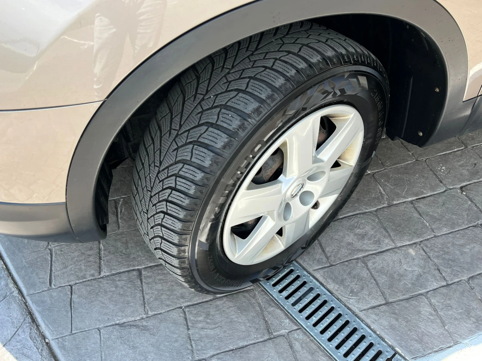 Nissan Qashqai 2.0D/150/4X4 | Mobile.bg � ����������� 16