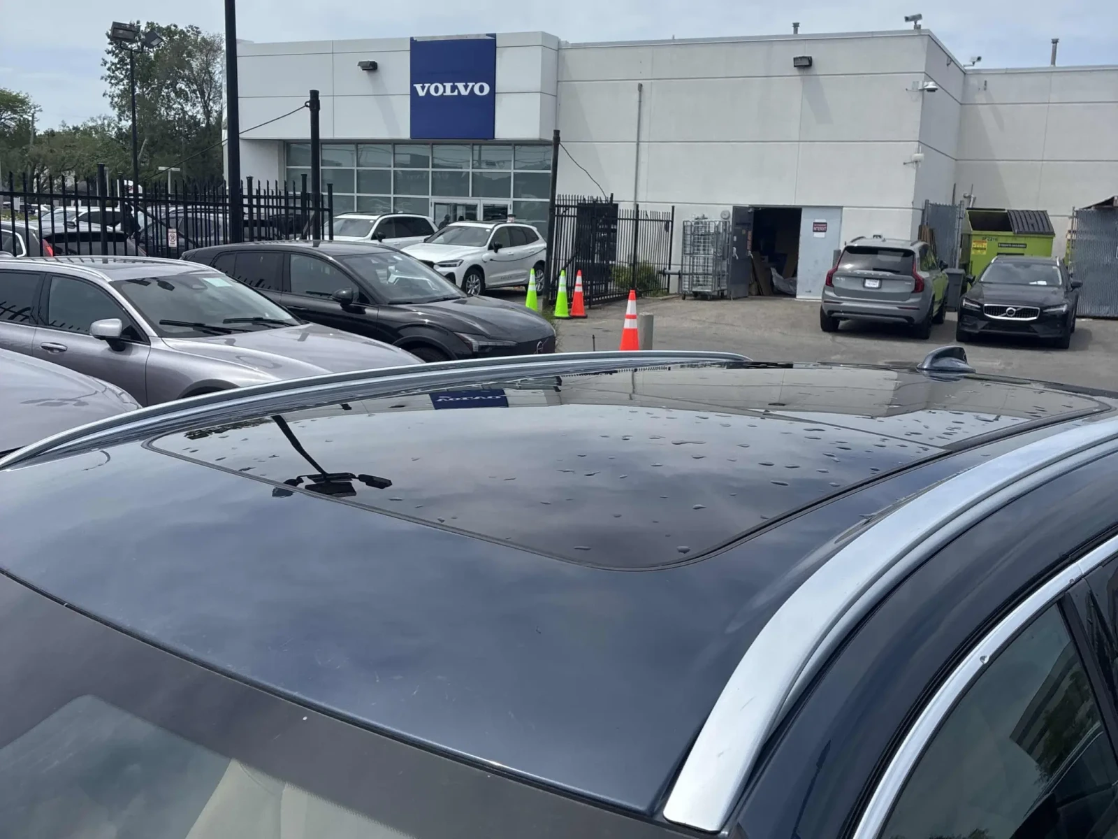 Volvo XC60 T6 Momentum AWD/Keyless/Lane Assist/B&W, снимка 6 - Автомобили и джипове - 54788466