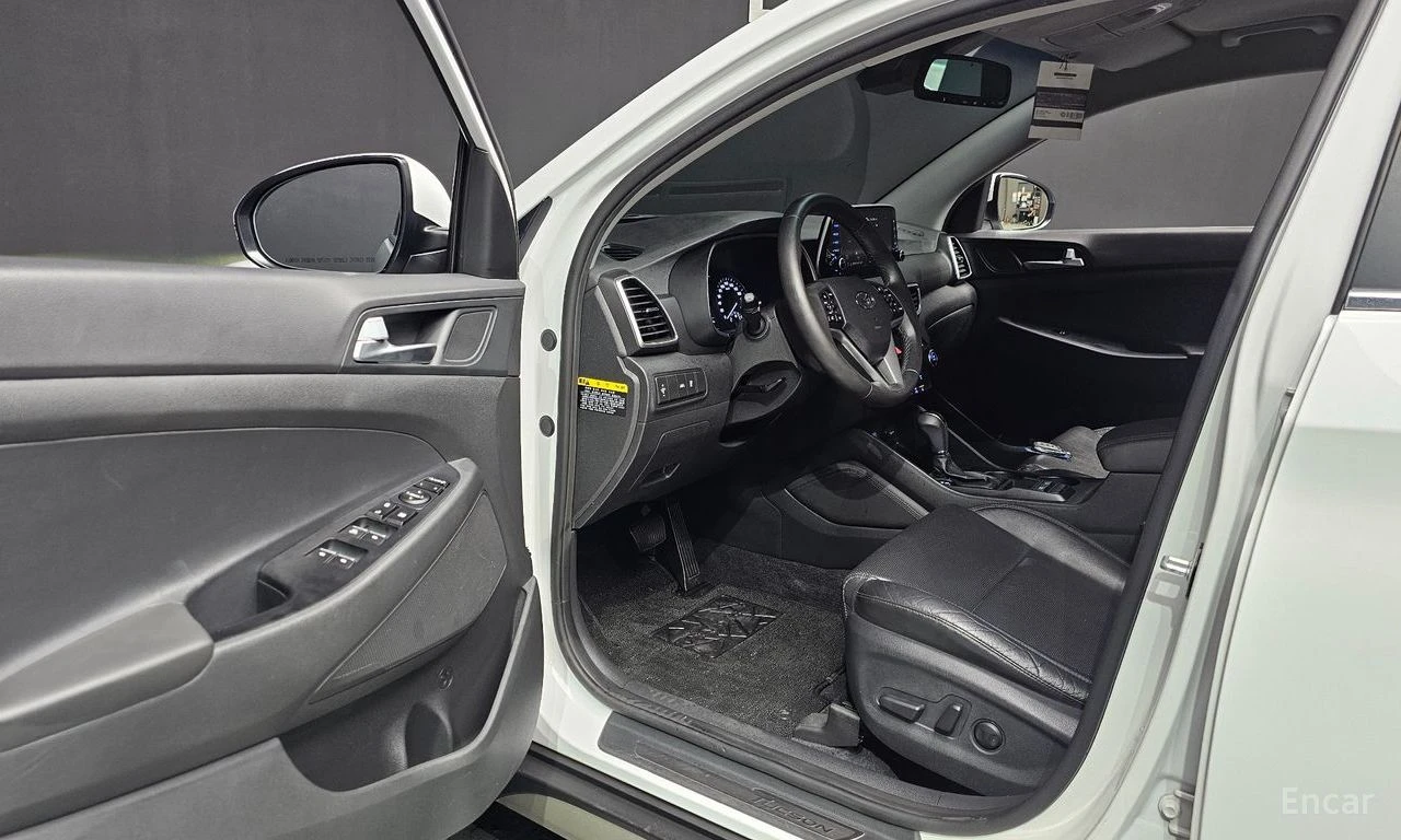 Hyundai Tucson * ФИКСИРАНА ЦЕНА ДО БЪЛГАРИЯ * АВТОКРЕДИТ, снимка 16 - Автомобили и джипове - 55469172