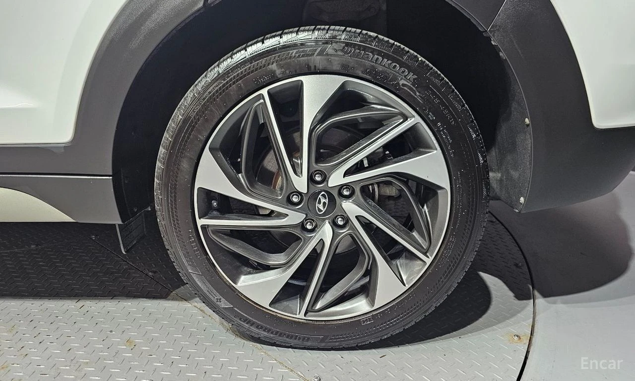 Hyundai Tucson * ФИКСИРАНА ЦЕНА ДО БЪЛГАРИЯ * АВТОКРЕДИТ, снимка 7 - Автомобили и джипове - 55469172