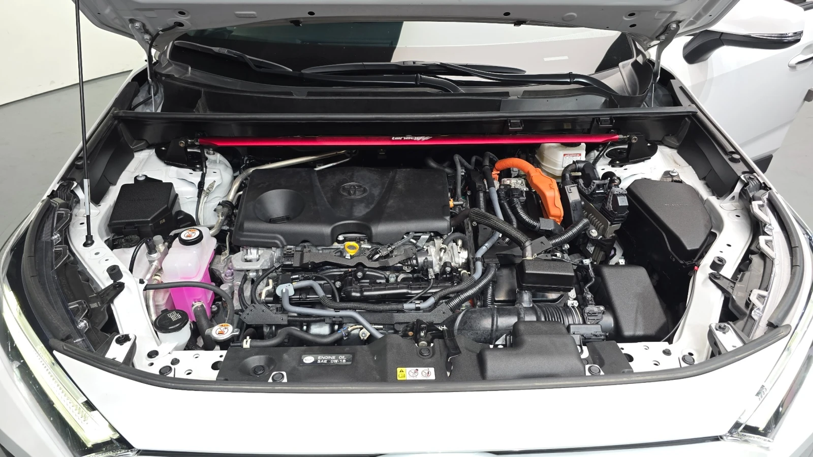 Toyota Rav4 4WD Limited Hybrid, снимка 5 - Автомобили и джипове - 56288807