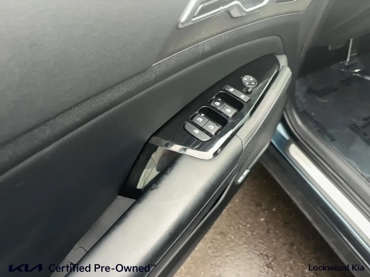 Kia Sportage X-Line Limited AWD w/Black Interior All Wheel | Mobile.bg � ����������� 10