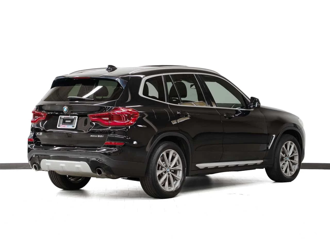 BMW X3 * 30i xDrive30 | Nav | Leather | Sunroof | BSM | C | Mobile.bg � ����������� 9