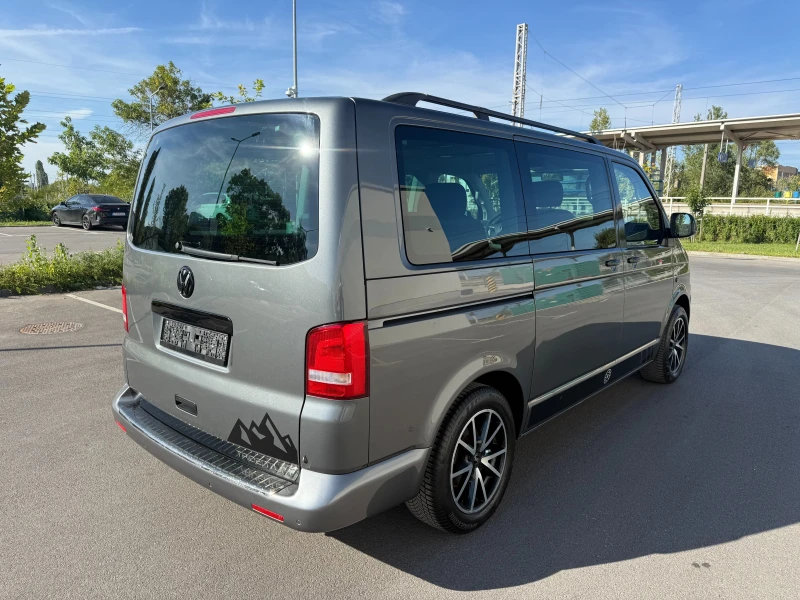 VW Multivan 2.0 TDI* STARLINE* ПЕРФЕКТЕН* , снимка 4 - Бусове и автобуси - 51623908