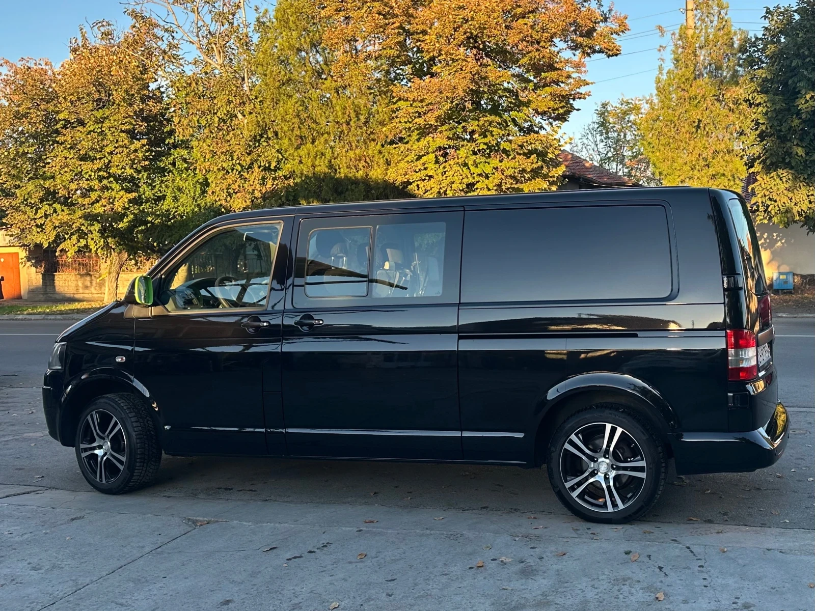 VW T5  Transporter T5+ 2.0TDI 140кс 5+ 1 МАКСИ  пеперуда, снимка 1