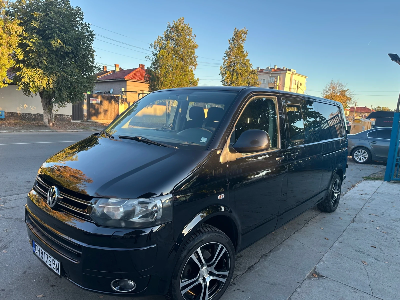 VW T5  Transporter T5+ 2.0TDI 140кс 5+ 1 МАКСИ  пеперуда - изображение 8