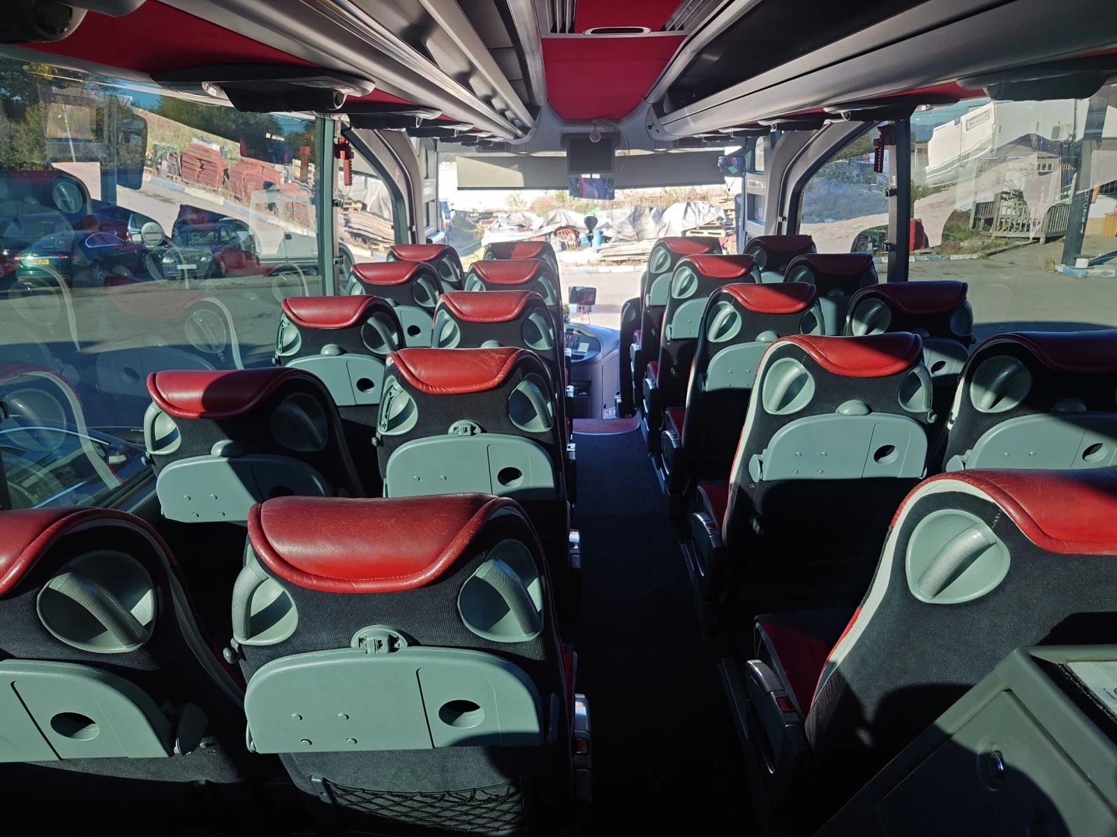 Mercedes-Benz Travego | Mobile.bg   8