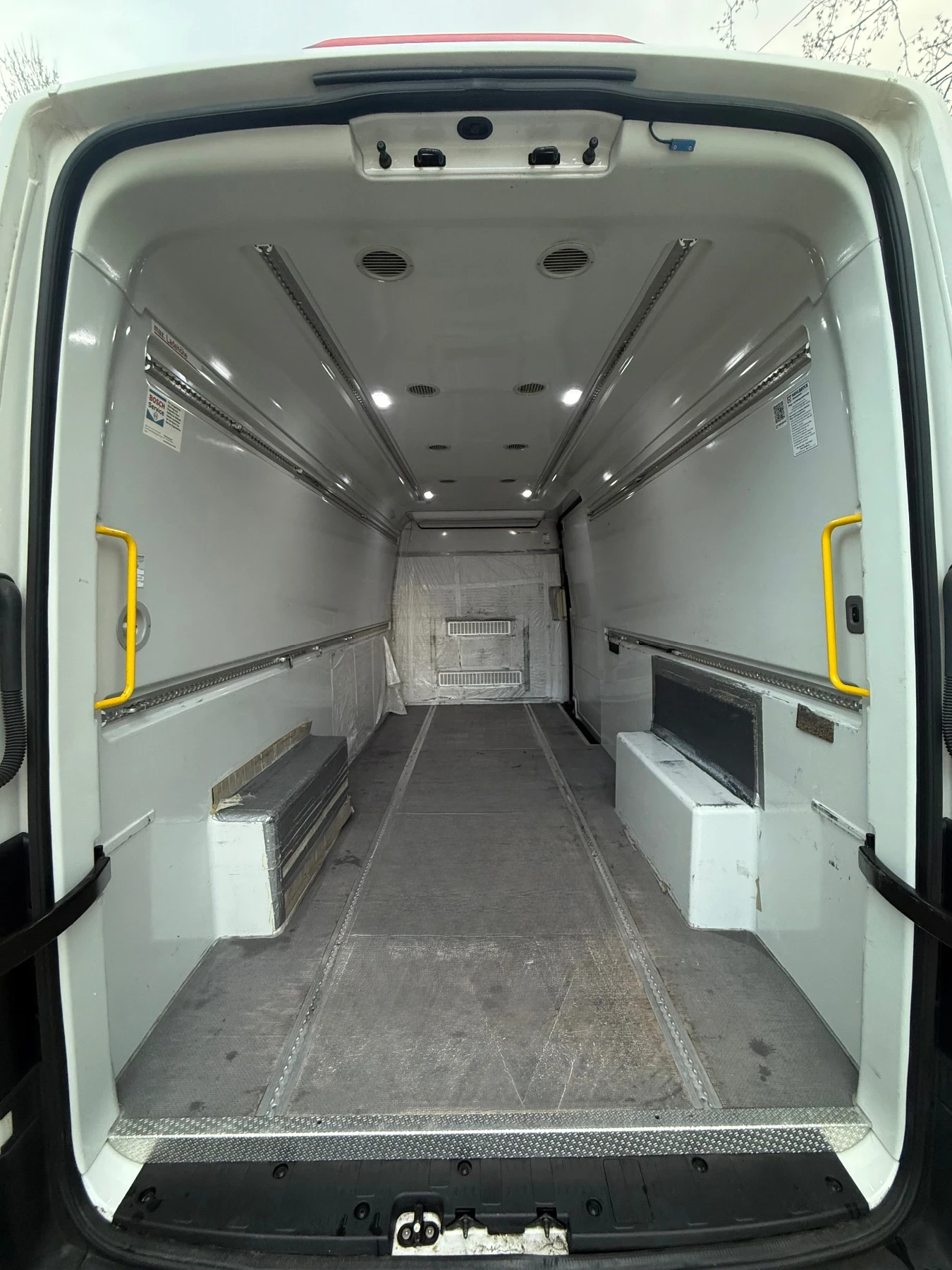 VW Crafter 2.0TDI ХЛАДИЛЕН , снимка 14 - Бусове и автобуси - 54119788