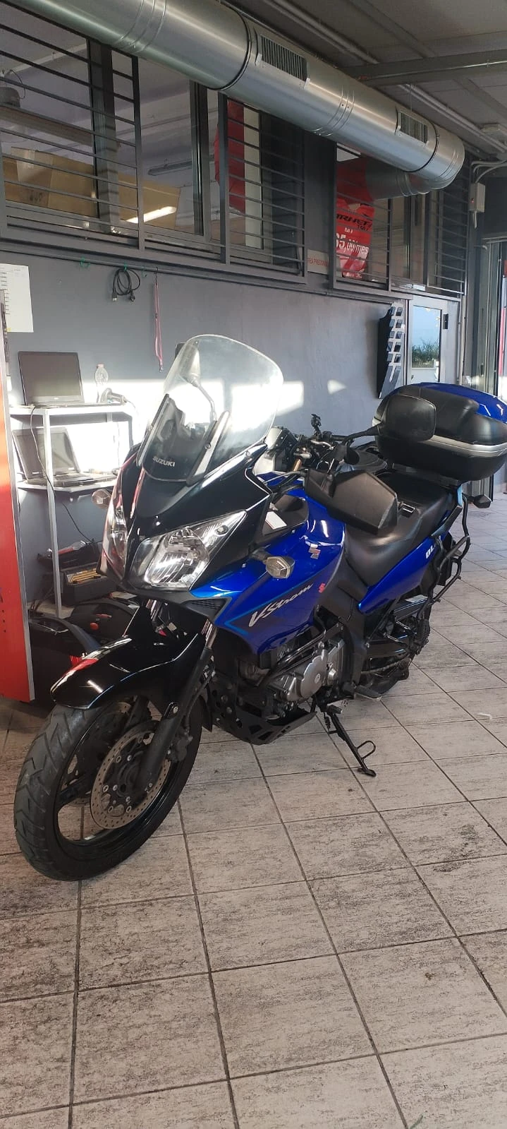 Suzuki V-strom 650, снимка 2 - Мотоциклети и мототехника - 54556777