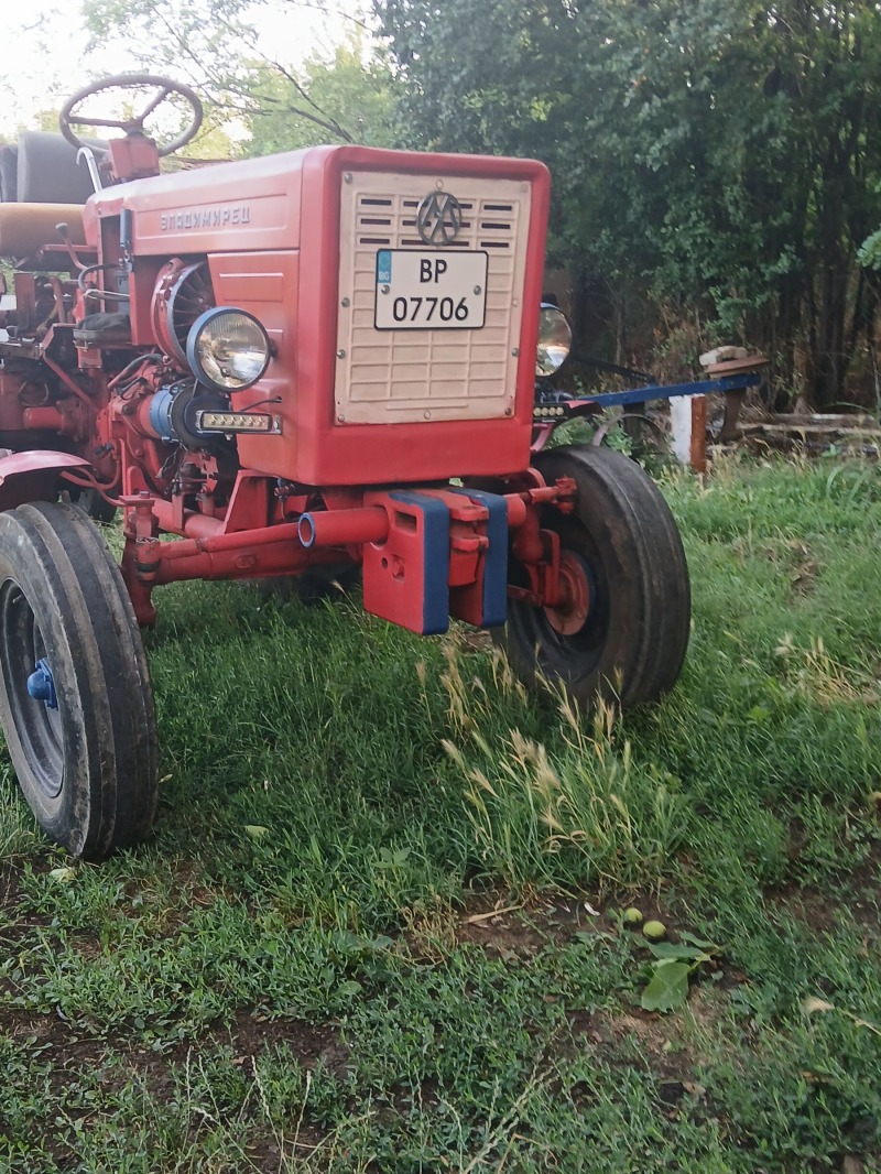 Трактор Владимировец, снимка 6 - Селскостопанска техника - 46461926