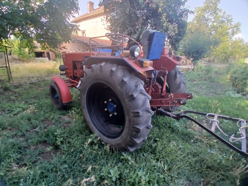 Трактор Владимировец, снимка 3 - Селскостопанска техника - 46461926