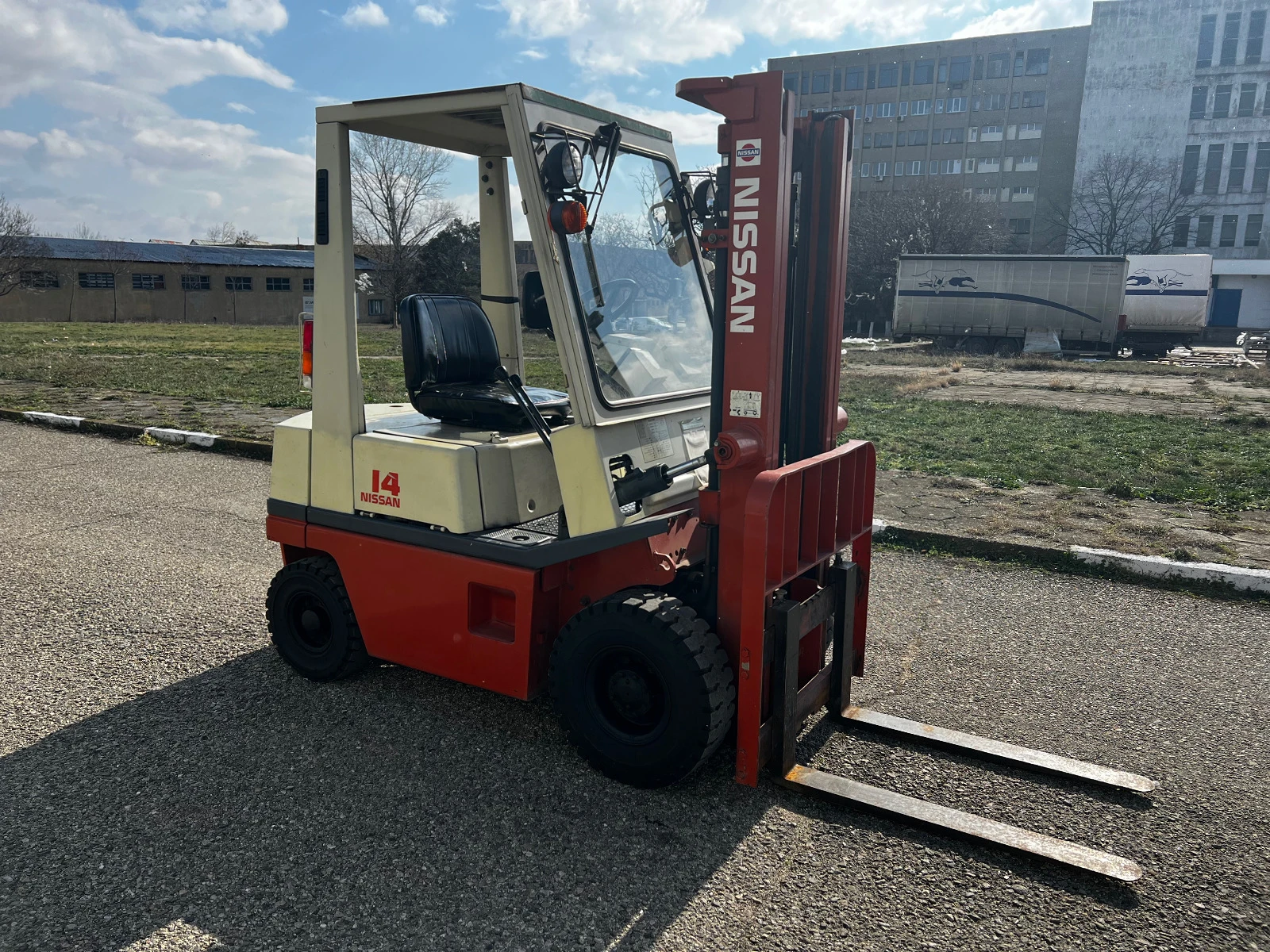  Nissan   /   | Mobile.bg   7