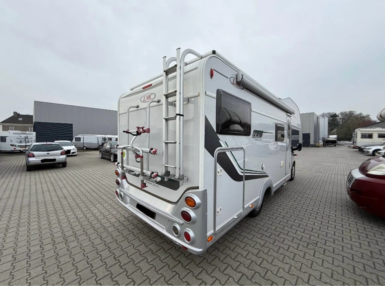 Кемпер Ford LMC LIBERTY A694G, снимка 3 - Каравани и кемпери - 54520787