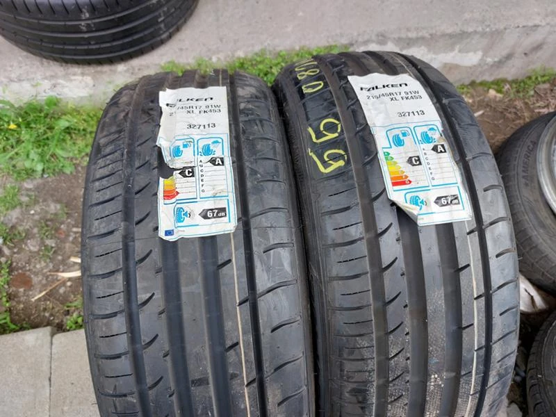 Гуми Летни 215/45R17, снимка 2 - Гуми и джанти - 36800625