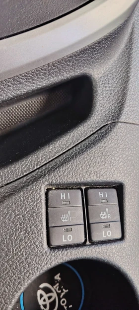 Toyota Auris, снимка 17