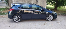 Toyota Auris, снимка 2