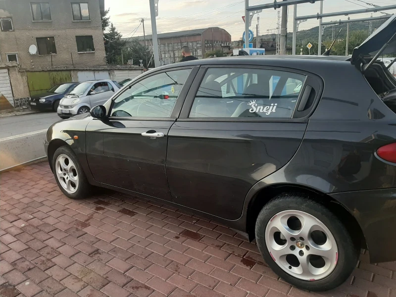 Alfa Romeo 147, снимка 1 - Автомобили и джипове - 48377027