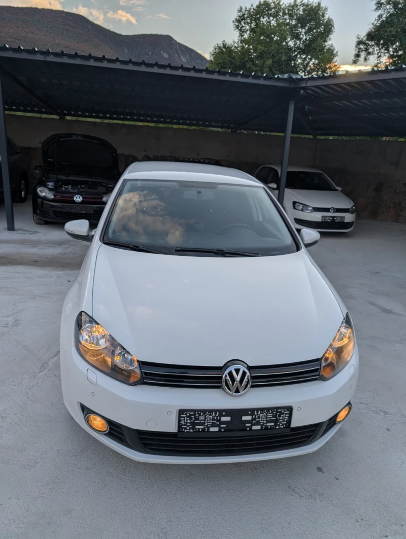 VW Golf 1.6 TDI, снимка 7 - Автомобили и джипове - 47453593