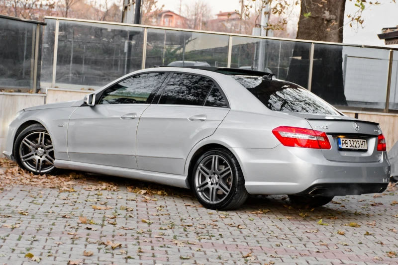 Mercedes-Benz E 350 AMG/7G/PANO/FULL, снимка 5 - Автомобили и джипове - 48026445