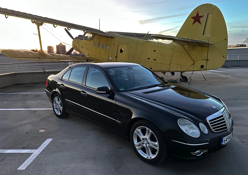 Mercedes-Benz E 280 Avantgarde 320CDI, снимка 3 - Автомобили и джипове - 48412579