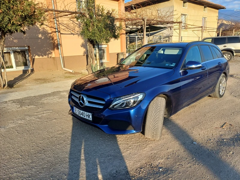 Mercedes-Benz C 220, снимка 4 - Автомобили и джипове - 49044908