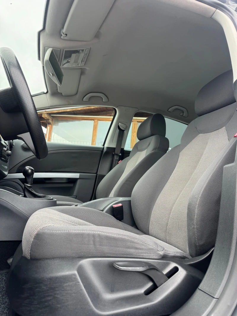 Seat Leon 1.9TDI-FACELIFT, снимка 9 - Автомобили и джипове - 53130316