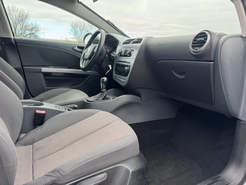 Seat Leon 1.9TDI-FACELIFT, снимка 13 - Автомобили и джипове - 53130316