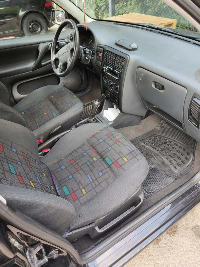 VW Polo 1.4, снимка 8 - Автомобили и джипове - 53169462