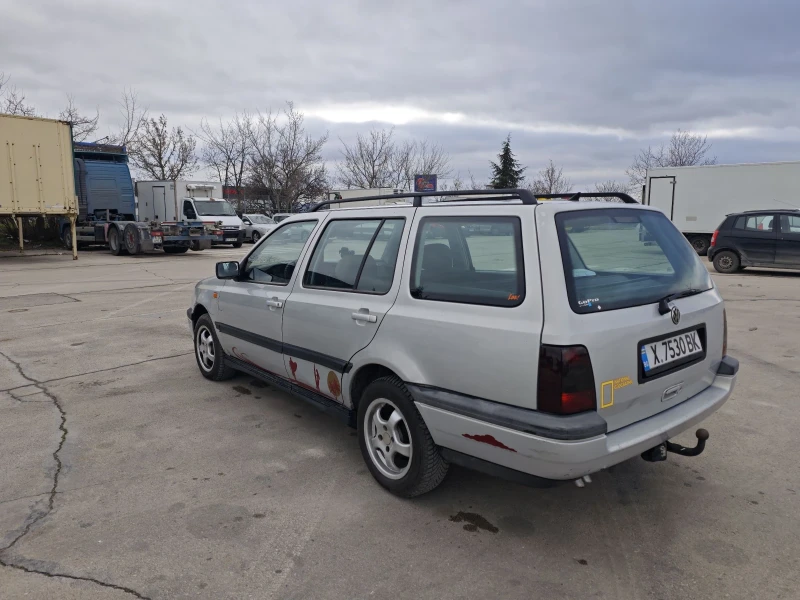 VW Golf, снимка 3 - Автомобили и джипове - 53442661