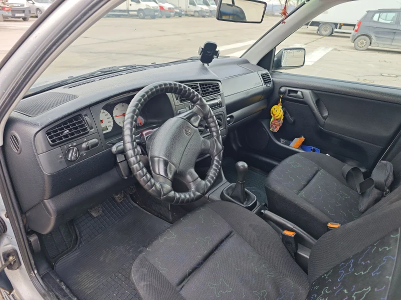 VW Golf, снимка 9 - Автомобили и джипове - 53442661