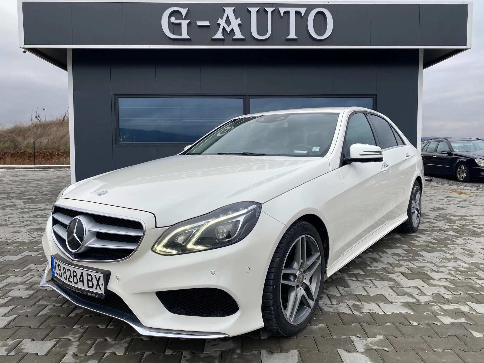 Mercedes-Benz E 400 3.0i 4 matic  - [1] 