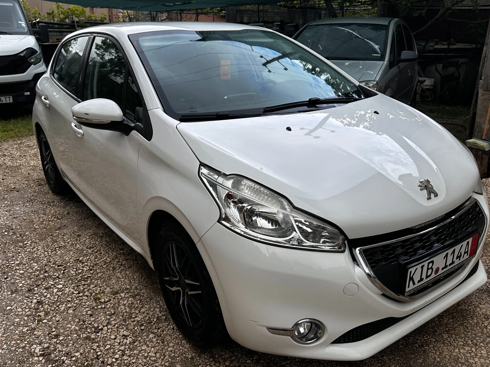 Peugeot 208  - изображение 3