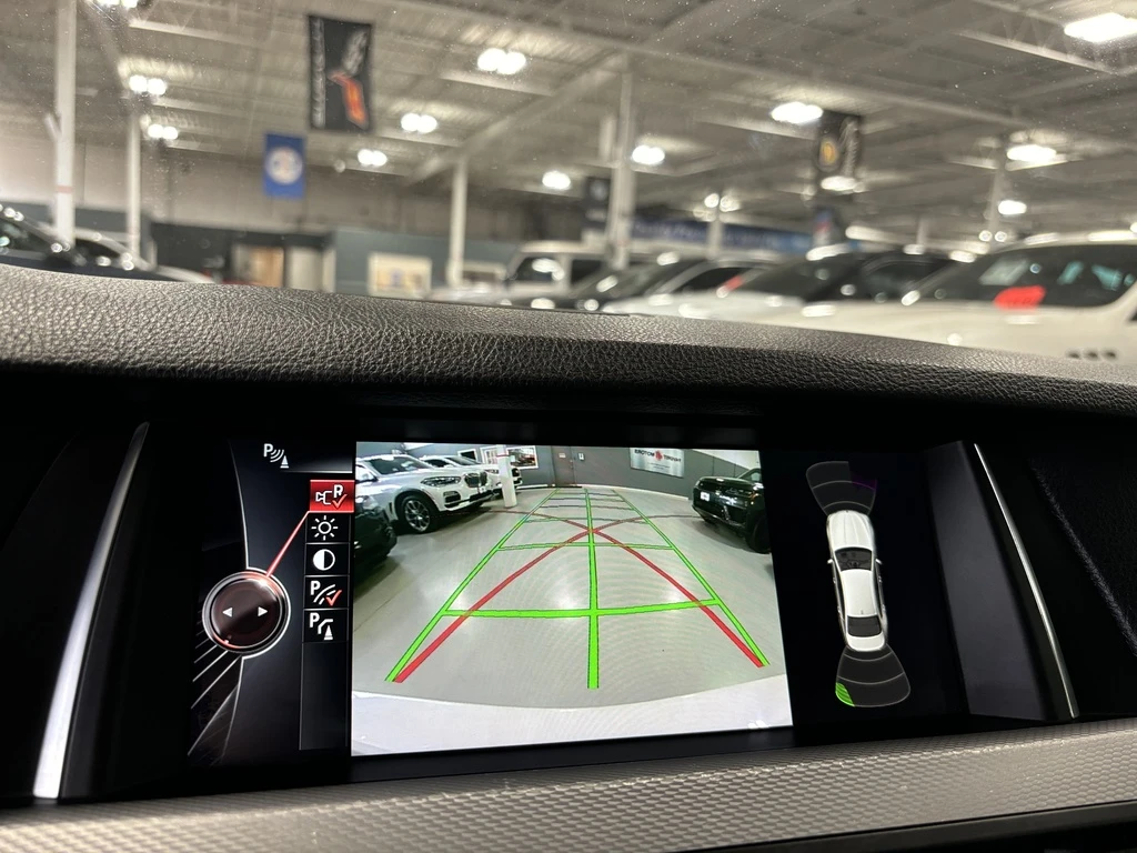 BMW 528 xDrive* M pack* PANO* Кожа* Подгрев* Камера* Premi - изображение 8