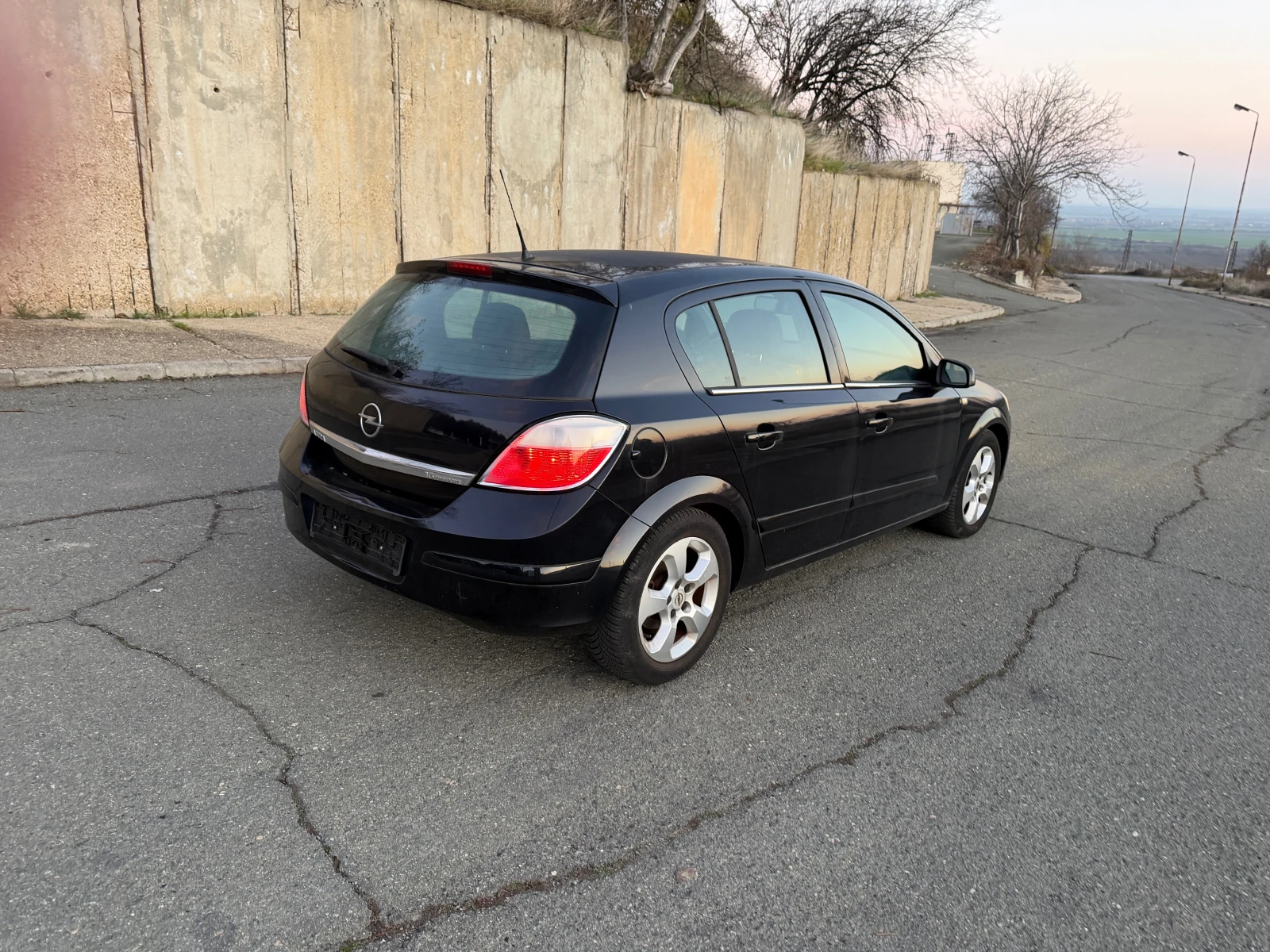 Opel Astra 1.6 СЕРВИЗНА ИСТОРИЯ - изображение 6