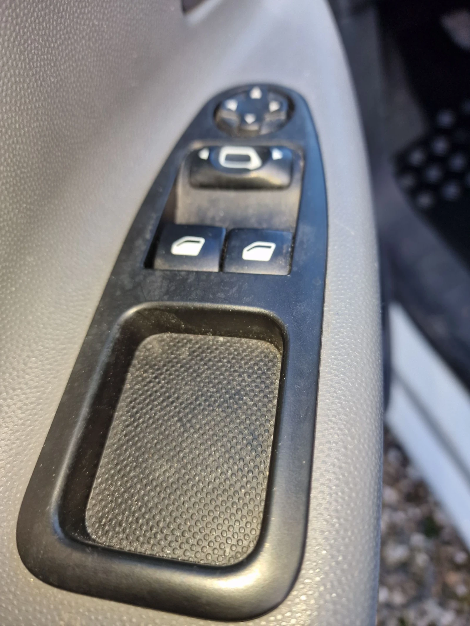 Fiat Scudo 2.0 d 120�.�. ����� | Mobile.bg � ����������� 11