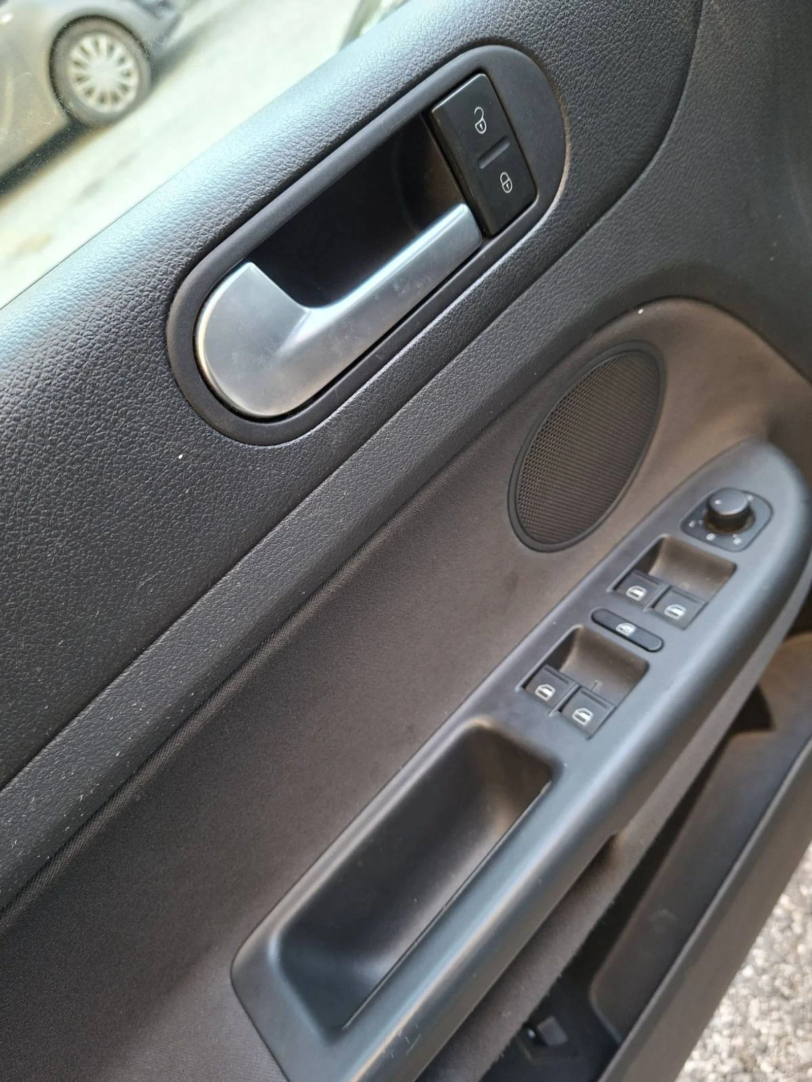 VW Golf Plus 1.9TDI 105к.с., снимка 13 - Автомобили и джипове - 53787022