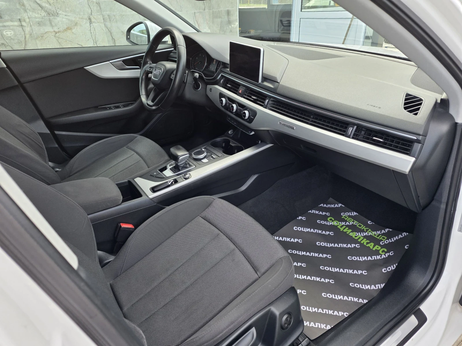 Audi A4 2.0tdi quattro , снимка 13 - Автомобили и джипове - 53813444