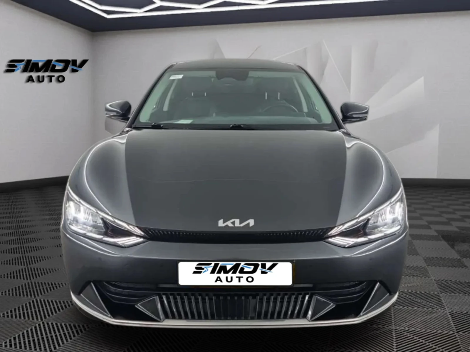 Kia EV6 77.4KWH 325КС. 4Х4 SOH-100% ДИСТРОНИК ОБДУХВАНЕ , снимка 5 - Автомобили и джипове - 54083560