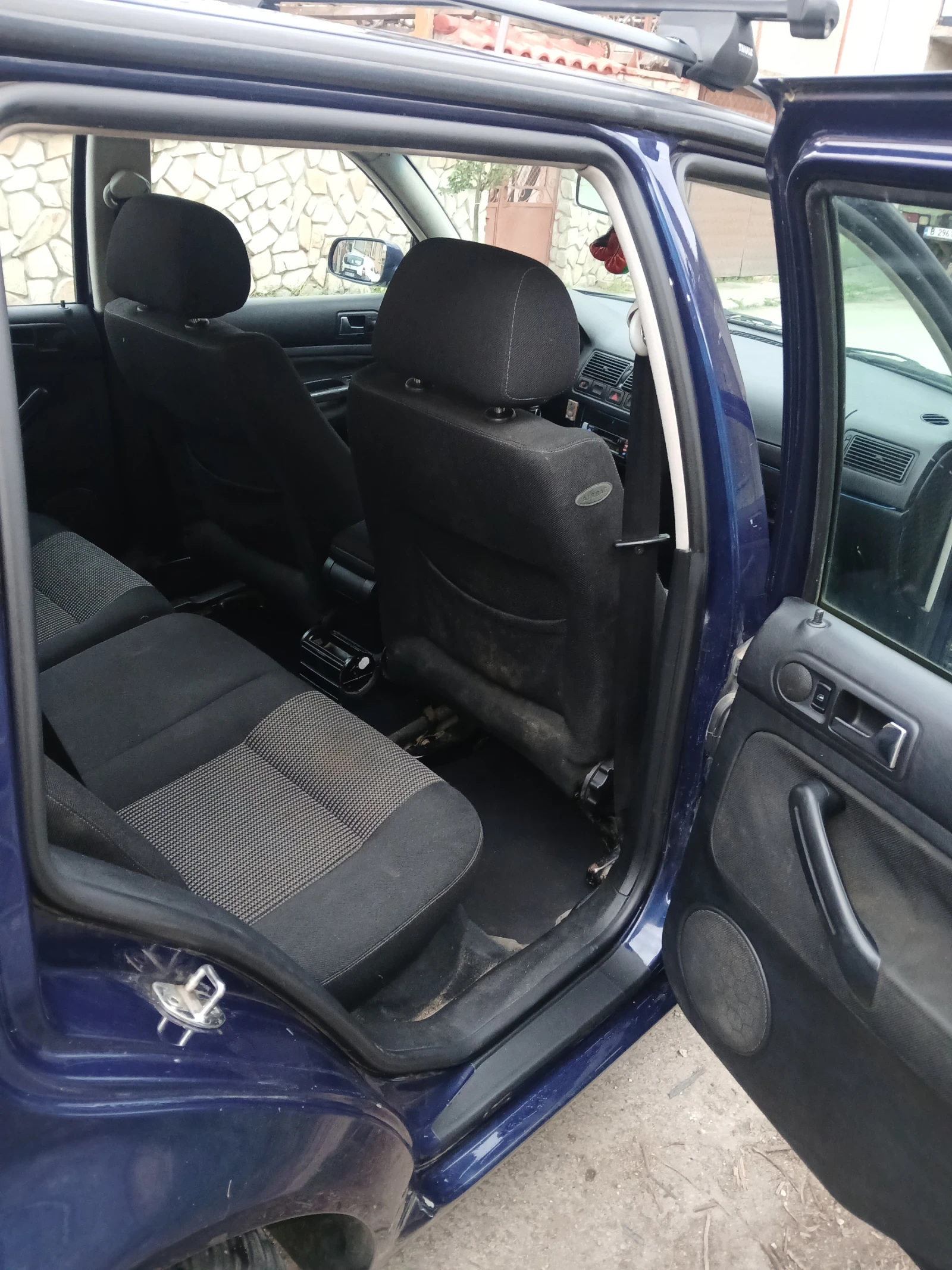 VW Golf AKL. Газ бензин 1.6, снимка 9 - Автомобили и джипове - 54164438